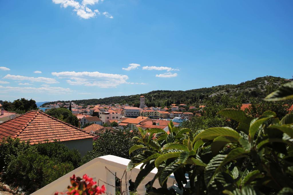 Apartments Roko Tisno Exterior photo