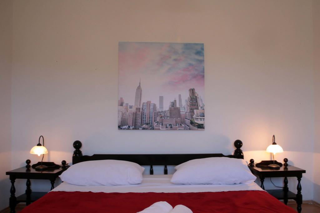 Apartments Roko Tisno Exterior photo